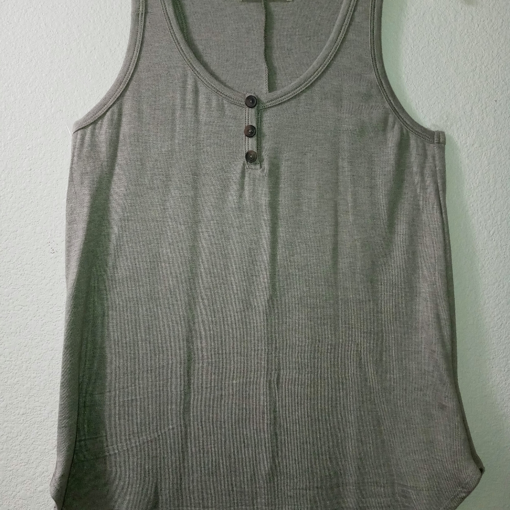 Tank top - Picture 2 of 5